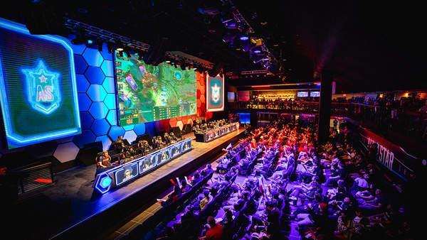 王者荣耀狼队官宣野王小胖正式加入大名单